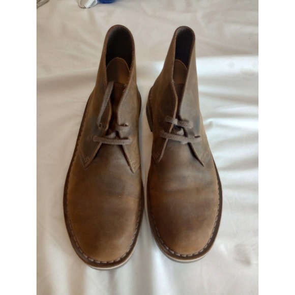 Clarks Chukka Seude Leather Boots Sz 9 M Brown Round Toe Mens Shoes EUC main image 5